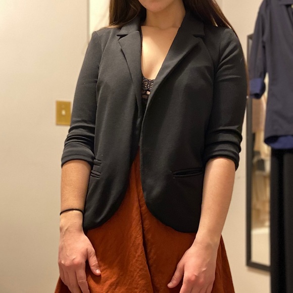 ✨ 2/$35 Forever 21 blazer - Picture 1 of 1